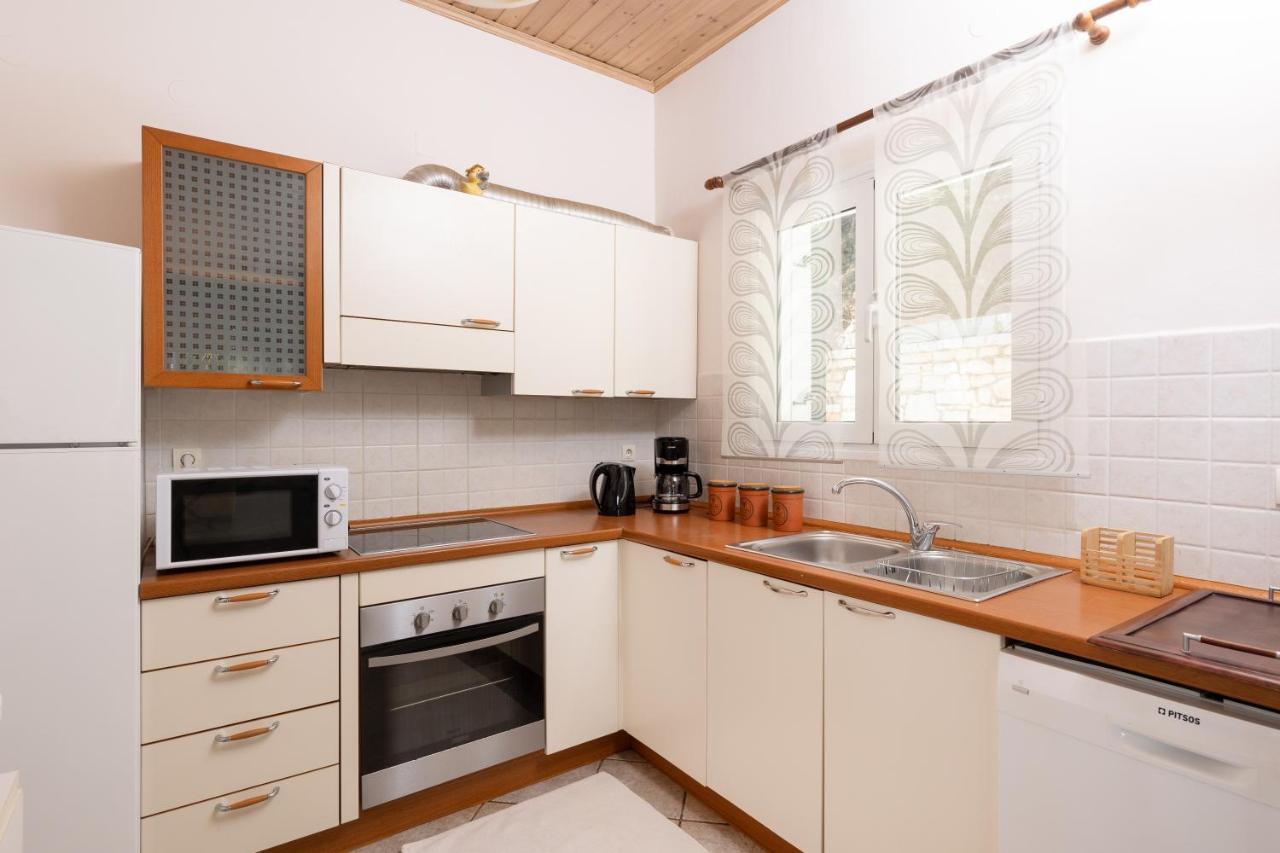 Villa Melissonia Agios Stefanos  Экстерьер фото